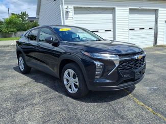 Used 2025 Chevrolet Trax LS FWD video 1