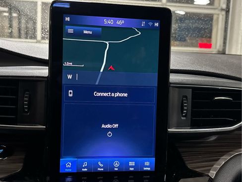 Used 2022 Ford Explorer Limited w/ Limited Technology Package image 16