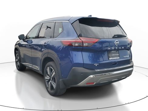 Certified 2021 Nissan Rogue Platinum image 5