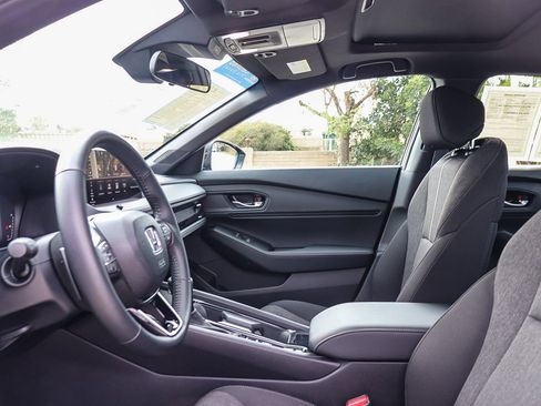 Certified 2025 Honda Accord Sport image 18