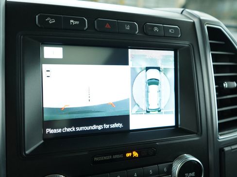 Used 2021 Ford Expedition Platinum image 29