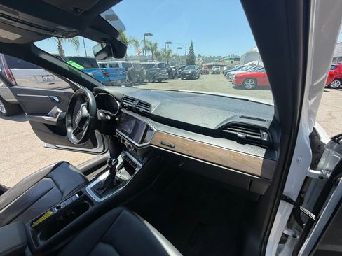 Used 2019 Audi Q3 2.0T Premium Plus w/ Premium Plus Package image 15