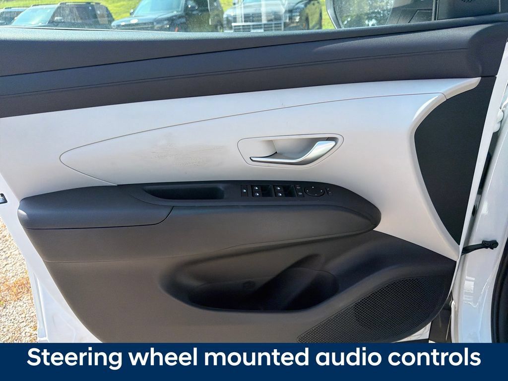 New 2026 Hyundai Tucson SE FWD image 11
