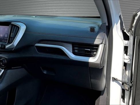 Used 2022 GMC Terrain SLE w/ Driver Convenience Package AWD/4WD image 25
