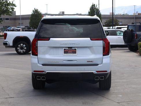 New 2026 GMC Yukon XL Denali w/ Denali Reserve Package AWD/4WD image 5