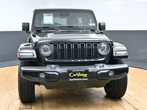 Used 2024 Jeep Wrangler Unlimited w/ Convenience Group image 4
