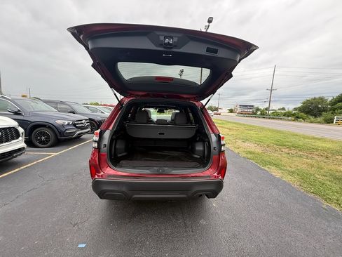 Used 2026 Subaru Forester Premium w/ Base/Premium Package AWD/4WD image 5