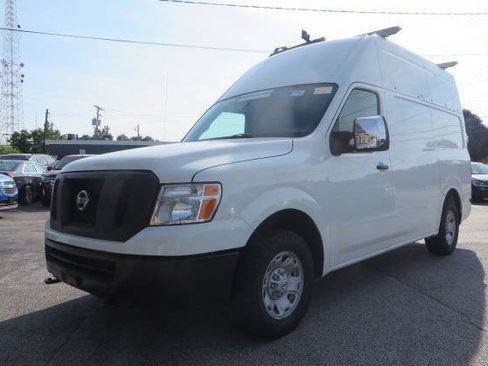 Used 2019 Nissan NV 2500 SV RWD image 1