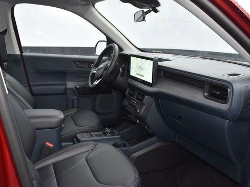 New 2025 Ford Maverick Lariat w/ Black Appearance Package AWD/4WD image 10