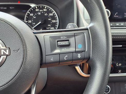 Used 2023 Nissan Rogue SV FWD image 25