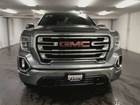 Certified 2022 GMC Sierra 1500 SLT w/ SLT Premium Package AWD/4WD image 3