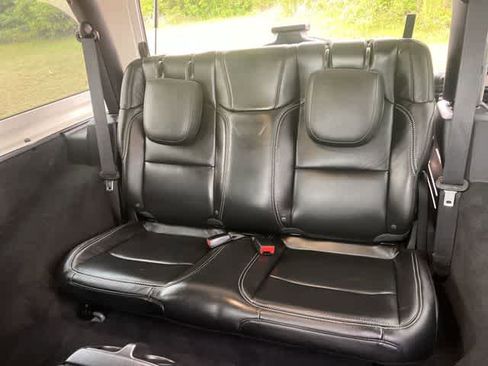 Used 2023 Jeep Wrangler Sport S image 14