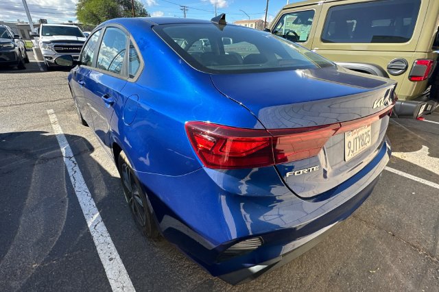 Used 2024 Kia Forte LXS w/ LXS Technology Package FWD image 6