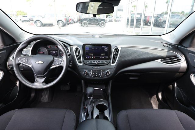 Used 2025 Chevrolet Malibu LT FWD image 29