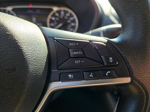 Used 2024 Nissan Sentra SV FWD image 20