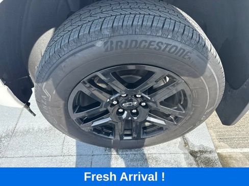 Used 2025 Chevrolet Silverado 1500 Custom AWD/4WD image 20