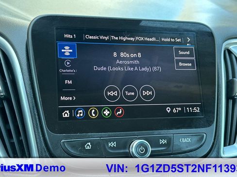 Used 2022 Chevrolet Malibu LT image 27