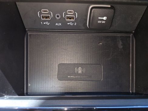 Certified 2023 Jeep Grand Cherokee Overland w/ Adv Protech Group III AWD/4WD image 19