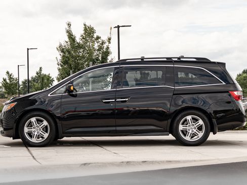 Used 2013 Honda Odyssey Touring image 6