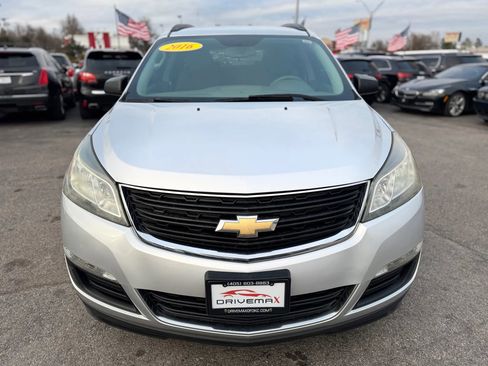 Used 2016 Chevrolet Traverse LS image 8