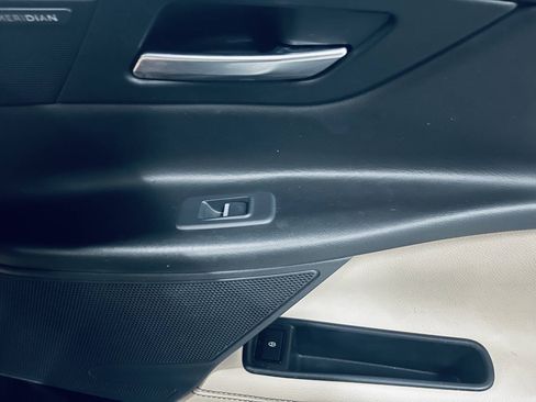 Used 2017 Jaguar XE Prestige AWD/4WD image 31
