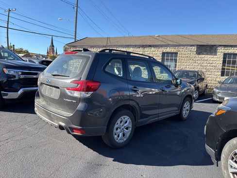 Used 2024 Subaru Forester image 7