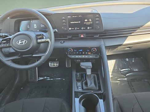 New 2026 Hyundai Elantra SEL Sport Premium w/ Cargo Package FWD image 17