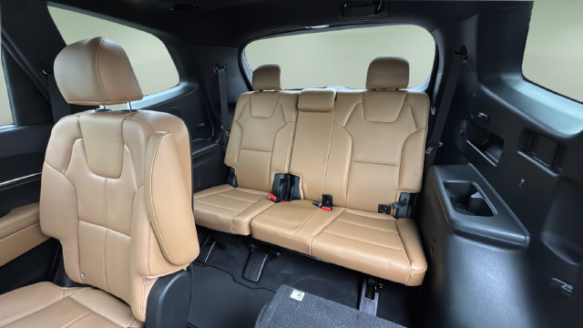 Used 2022 Kia Telluride SX w/ Nightfall Edition Package AWD/4WD image 34