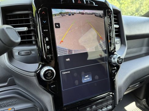 Used 2024 RAM 3500 Tradesman w/ Chrome Appearance Group image 36