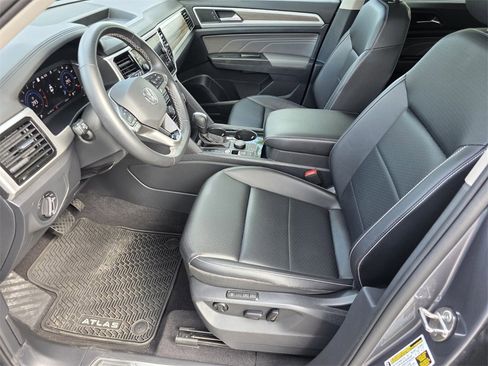 Used 2022 Volkswagen Atlas SEL image 9