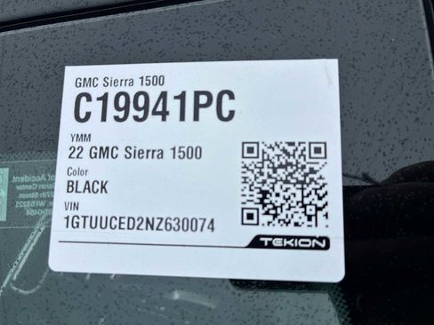 Used 2022 GMC Sierra 1500 Elevation w/ LPO, Elevation Black Package image 34