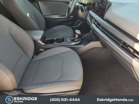 Used 2025 Kia K4 FWD image 14