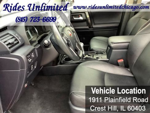 Used 2018 Toyota 4Runner TRD Off-Road Premium AWD/4WD image 27