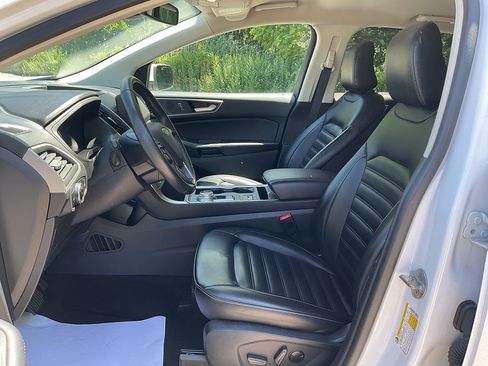Used 2024 Ford Edge SEL AWD/4WD image 8