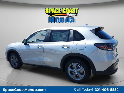 New 2027 Honda HR-V LX image 11