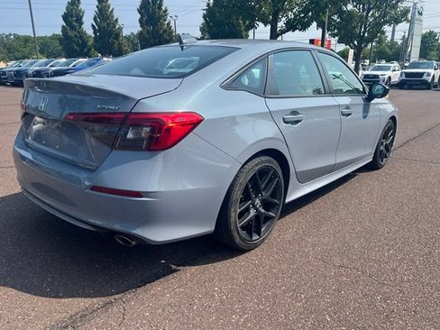 Used 2022 Honda Civic Sport image 3