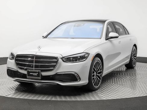 Used 2024 Mercedes-Benz S 580 4MATIC Sedan w/ Warmth & Comfort Package image 1