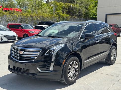Used 2019 Cadillac XT5 Luxury AWD/4WD image 2