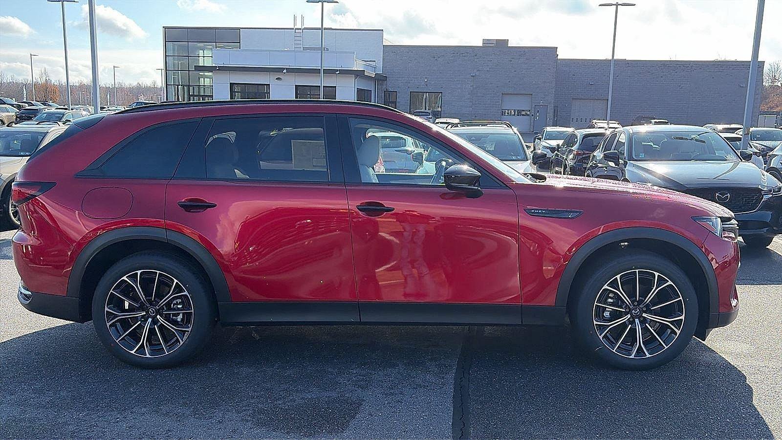 New 2025 MAZDA CX-70 Plug-In Hybrid w/ Premium Pkg AWD/4WD image 8
