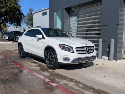 Used 2019 Mercedes-Benz GLA 250 image 2