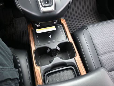 Used 2020 Honda CR-V Touring image 11