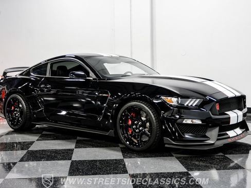 Used 2020 Ford Mustang Shelby GT350R w/ GT350R Equipment Group 920A image 14