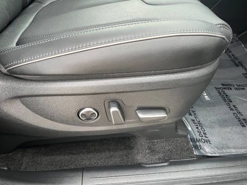Used 2025 Hyundai Palisade Calligraphy image 14