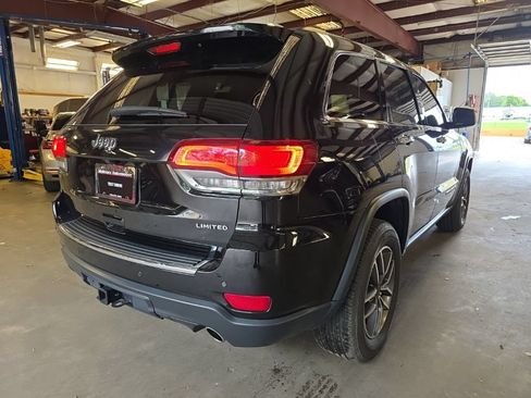 Used 2020 Jeep Grand Cherokee Limited w/ Trailer Tow Group IV RWD image 3