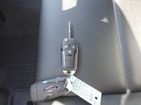 New 2025 Ford Transit 250 Low Roof image 30