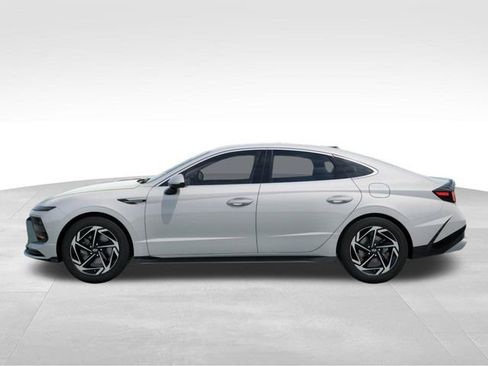 New 2026 Hyundai Sonata SEL image 3
