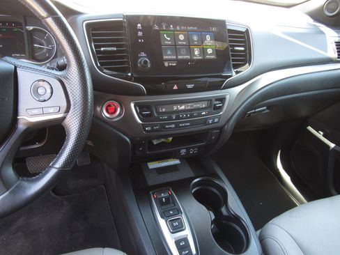 Certified 2023 Honda Passport EX-L image 19