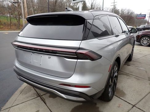 New 2026 Lincoln Nautilus Reserve w/ Jet Appearance Package image 13