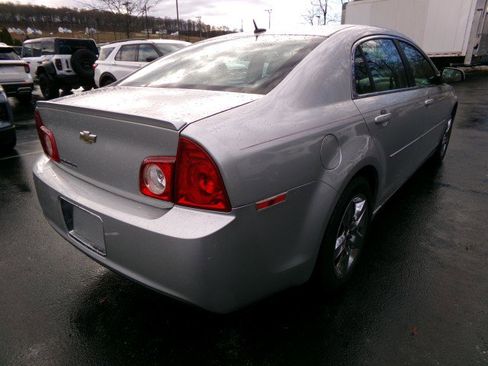 Used 2010 Chevrolet Malibu LT w/ Power Convenience Package image 10