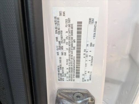 Used 2017 Ford Escape SE w/ Equipment Group 201A image 23